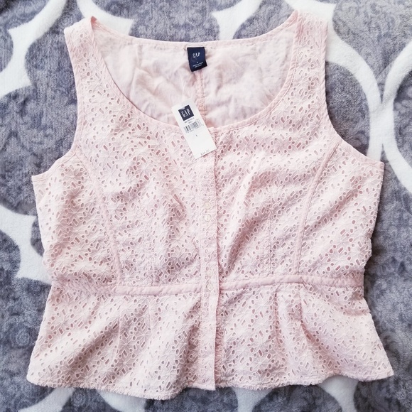 GAP Tops - Gap Peplum Eyelet Sleeveless Blouse Crop